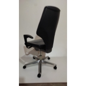 Cadeira Presidente Giroflex 64 (Couro Natural)